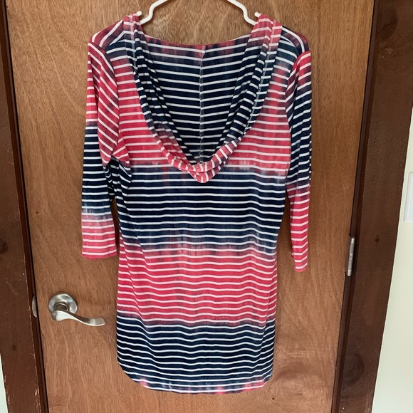 Cute Hooded Tunic/Swim Cover - Picture 2 of 5